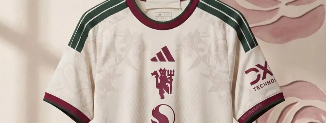 Manchester Uniteds New Jersey hylder klassisk signaturdesign