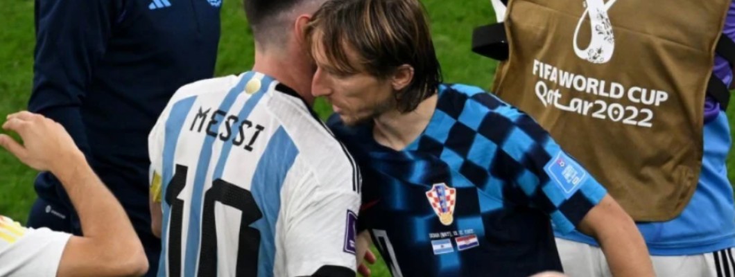 Mere end 100.000 argentinske fans fejrer