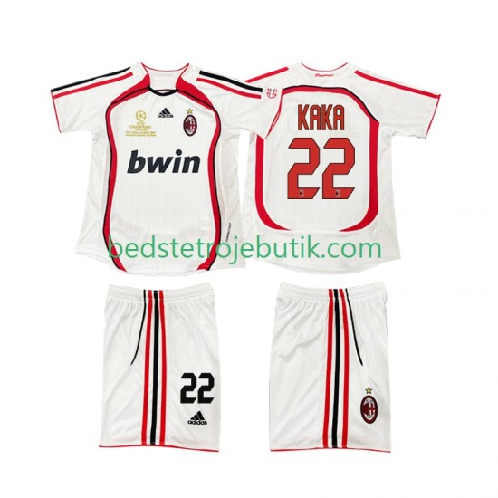 AC Milan KAKA 22 2007 Retro Børn Udebane Fodboldtrøje 2006 Kortærmet
