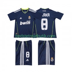 Real Madrid KAKA 8 Retro Børn Udebane Fodboldtrøje 2011 2010 Kortærmet