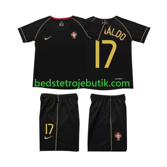 Portugal Cristiano Ronaldo 17 Retro Børn Udebane Fodboldtrøje 2006 Kortærmet